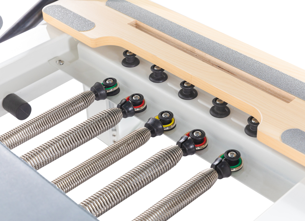 MC-PL1004 Fourth generation yoga studio aluminum alloy pilates reformer