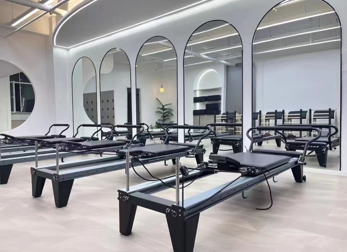 MC-PX008 Oak wooden folding pilates reformer with carbon steel legs