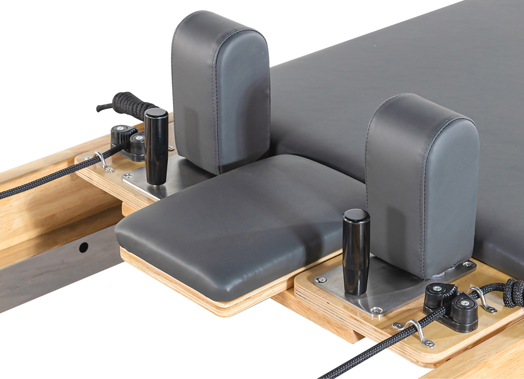 MC-PX001B Customized color and logo Oak Wooden Pilates Reformer With Half Tower